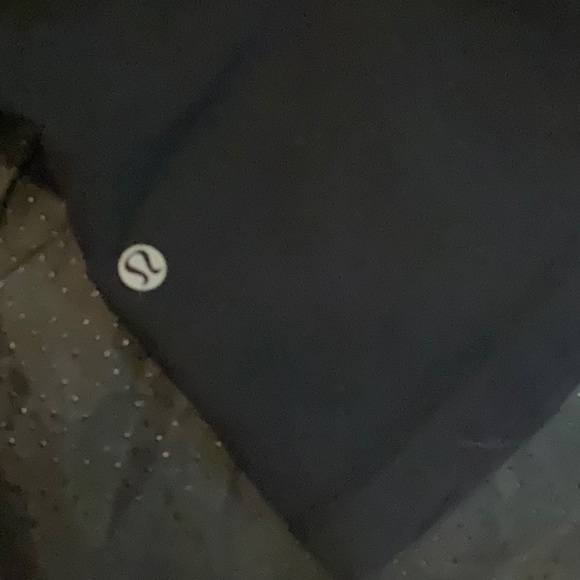 “LULULEMON”  Reversible Cropped Pants with Tri Colour Top Band/ Stripe. - Picture 9 of 13